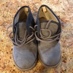 Old Navy toddler Boys shoes size 10